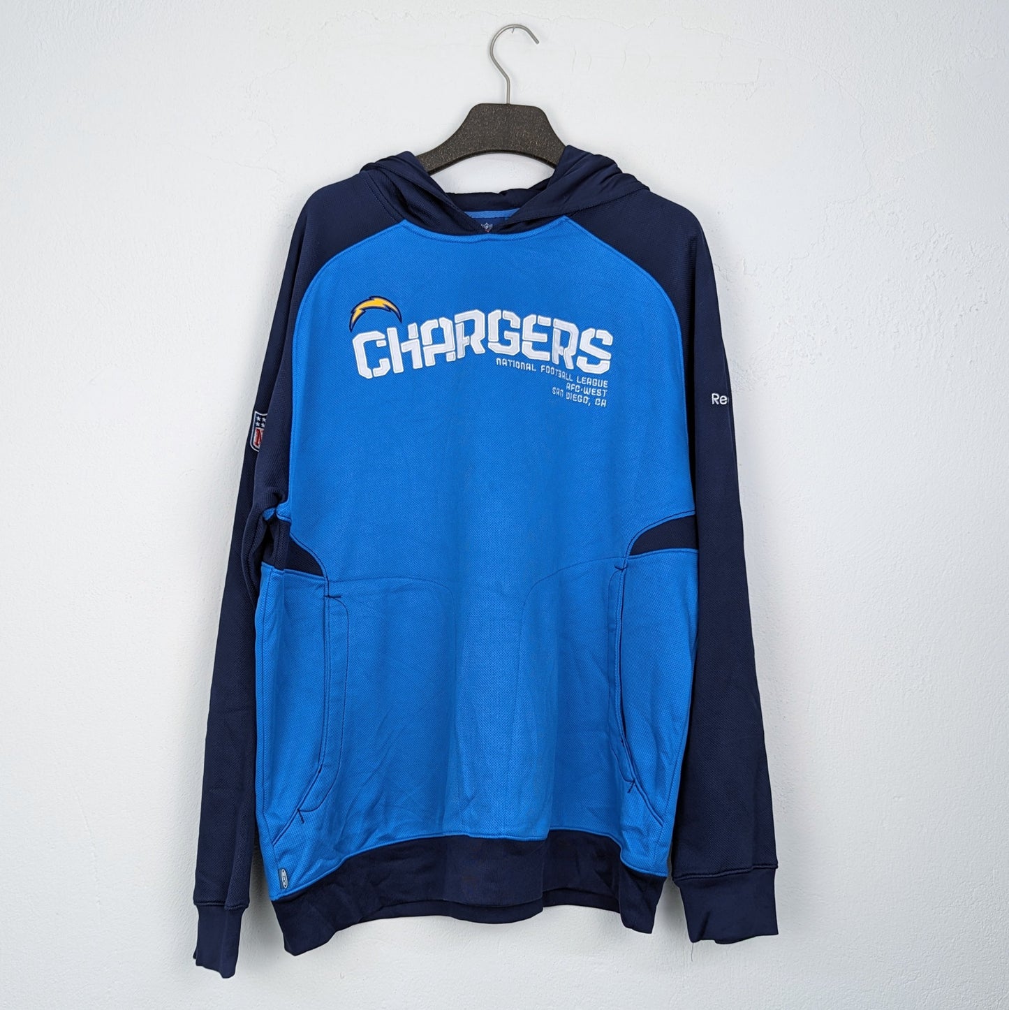 NFL ONFIELD REEBBOK SAN DIEGO CHARGERS HOODIE (XL-XXL)